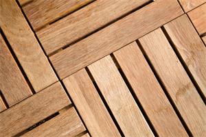 实木复合地板与强化复合地板有什么区别